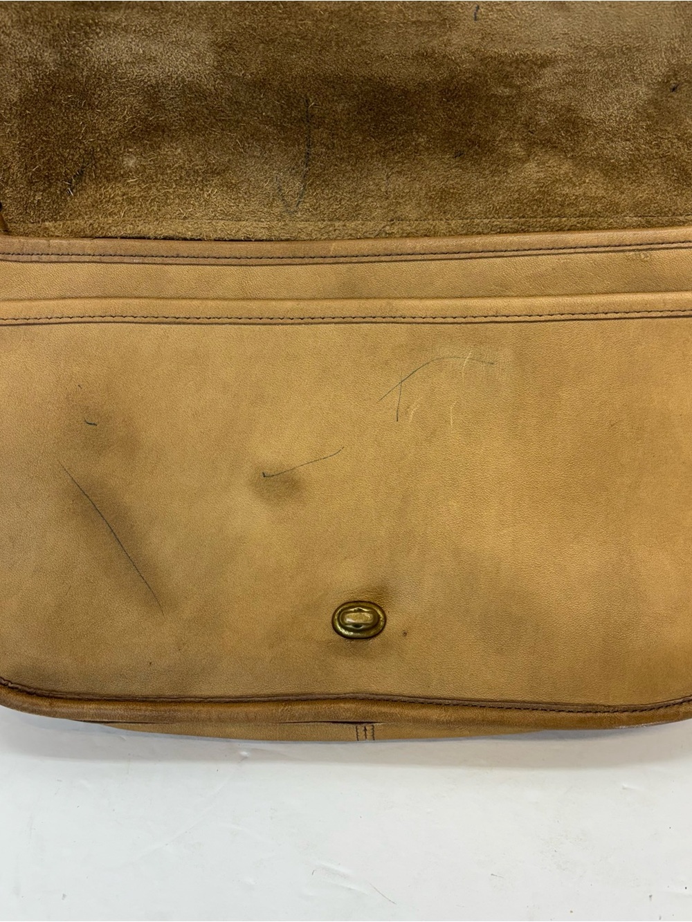 Vtg 70’s NYC Coach Tan Leather Crossbody Bag w/ Classic Turn Key Hardware Read - Picture 11 of 16
